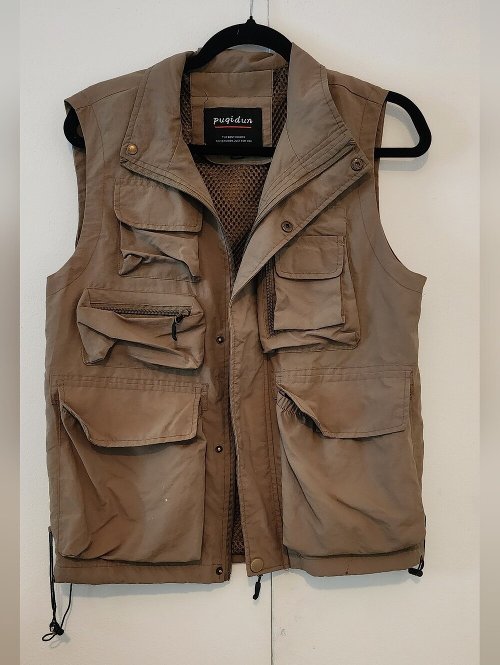 Vogue Men's Multi-Pocket Utility Vest in Khaki